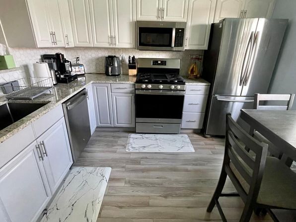1420 Hover St APT 1