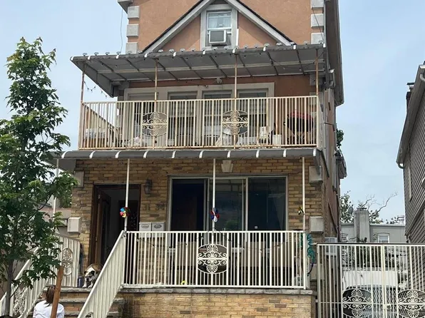 (undisclosed Address), East Elmhurst, NY 11369