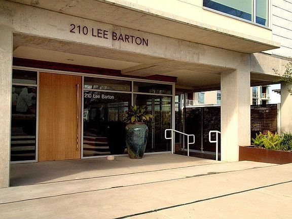 3rd image of 210 Lee Barton Dr Unit 318