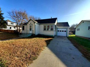 1400 S East St, Broken Bow, NE 68822