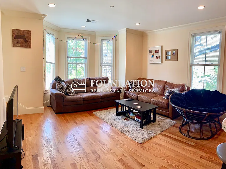 11 Sparhawk St #4 — Photo 7