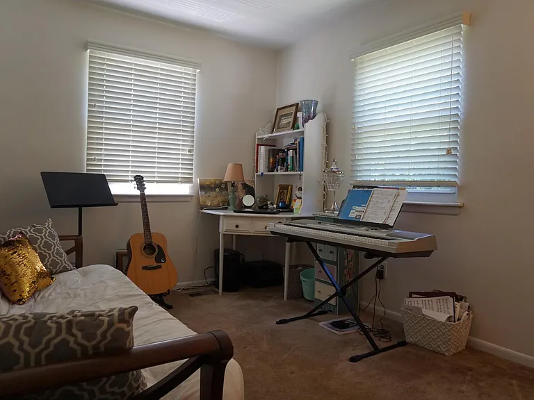 3219 Crystal Ct — Photo 17