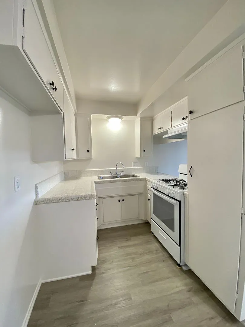 Pinnacle Amapola LLC — Photo 4