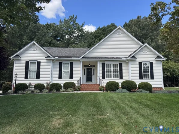 5108 Topping Ln, Glen Allen, VA 23060