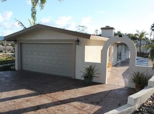 2213 Primrose Ave, Vista, CA 92083