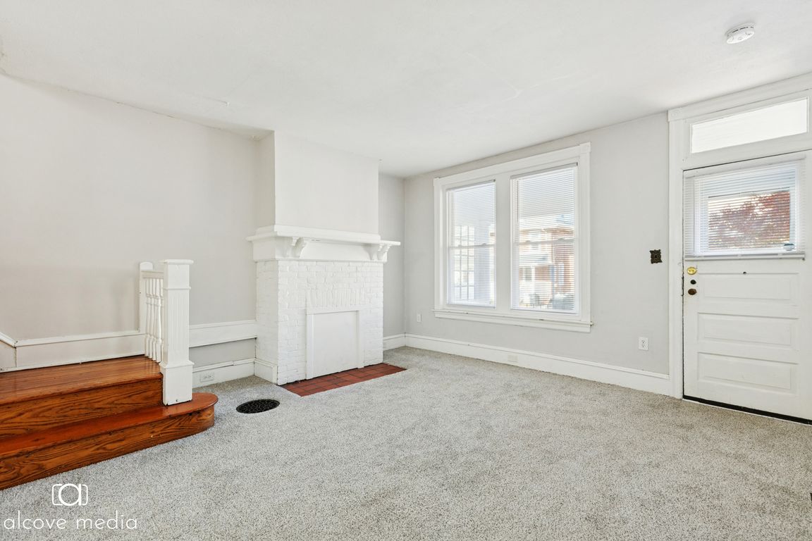 next background image