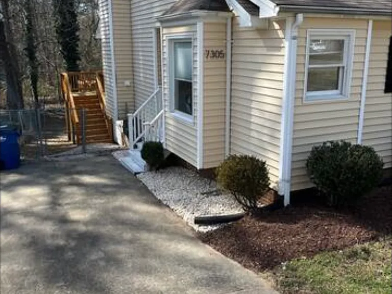 7305 Wilderness Rd — Photo 2