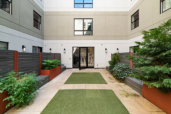 Rented by Maplewood Management | media 41