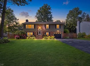 241 Woodside Ln, Bridgewater, NJ 08807