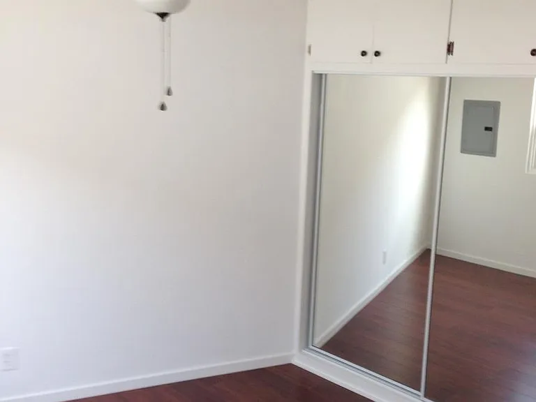 2 Bedrooms, hardwood floors, mirror closet doors, ceiling fans