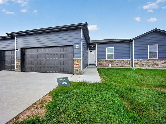3rd image of 184 Maverick Drive