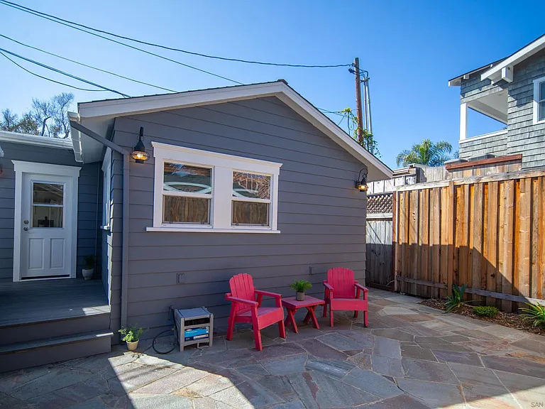 950 Olive Ave — Photo 29