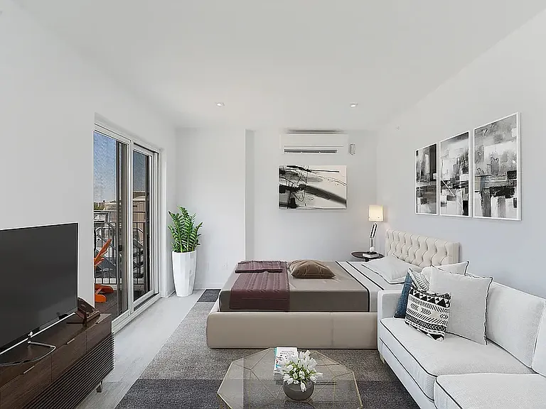 165 Vanderbilt Ave #PH — Photo 1