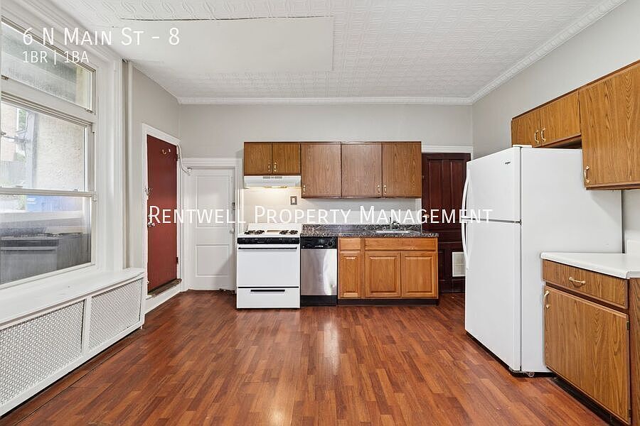 1st image of 6 N Main St APT 8