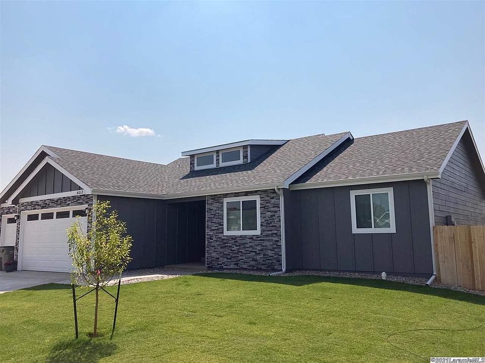 1st image of 4044 Bobolink Ln