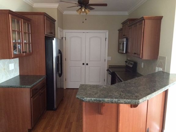 2nd image of 2352 A Dovedale Dr