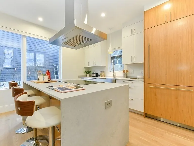 123 Walden St — Photo 7