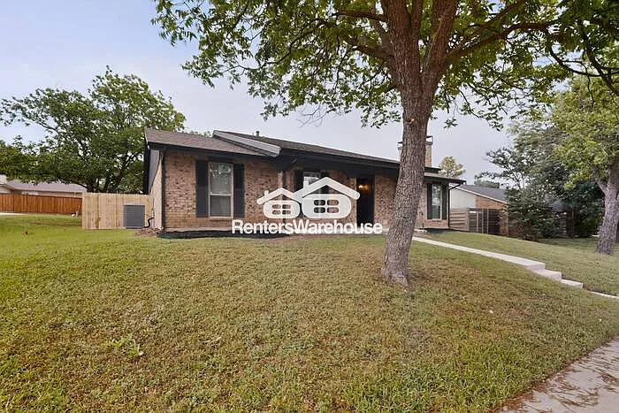 3706 Standridge Dr — Photo 4