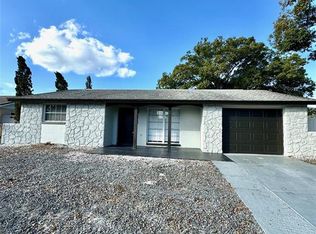 6927 Tierra Verde St, Port Richey, FL 34668