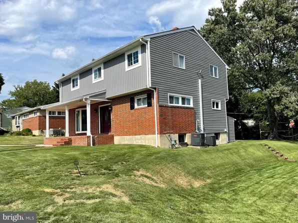 8803 Lakewood Rd, Parkville, MD 21234