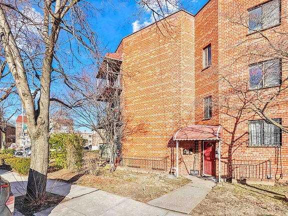 3rd image of 6707 Selfridge St Floor 3