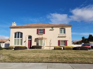 19150 La Quinta Pl, Apple Valley, CA 92308