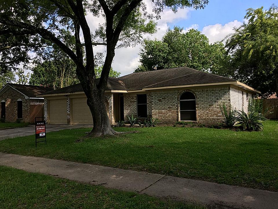 1st image of 422 Shady Glade Dr