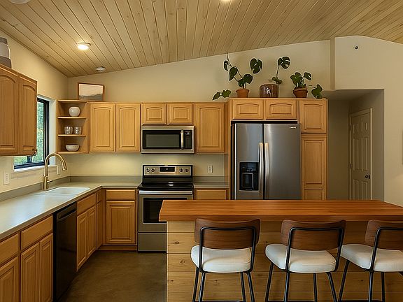 3rd image of 184 Canyon Creek Trl #A