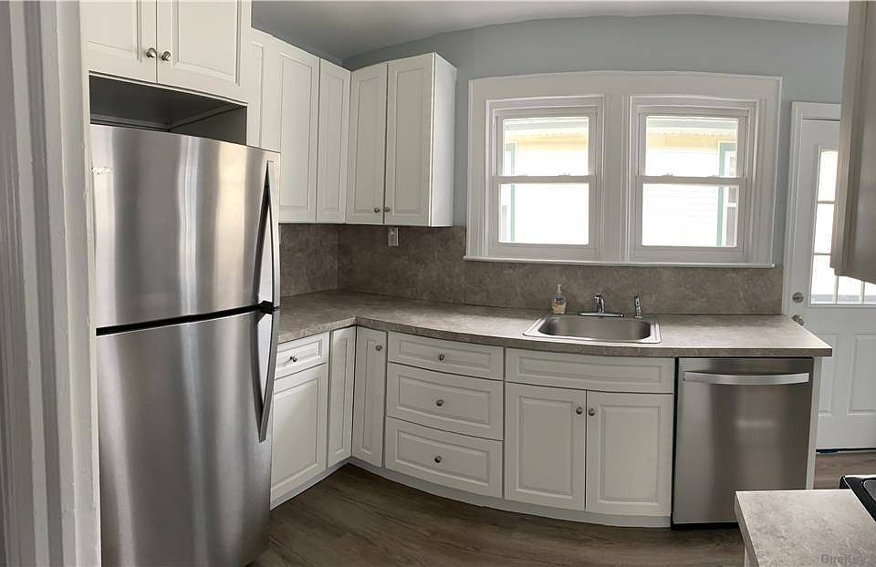 1st image of 81 Brookline Ave