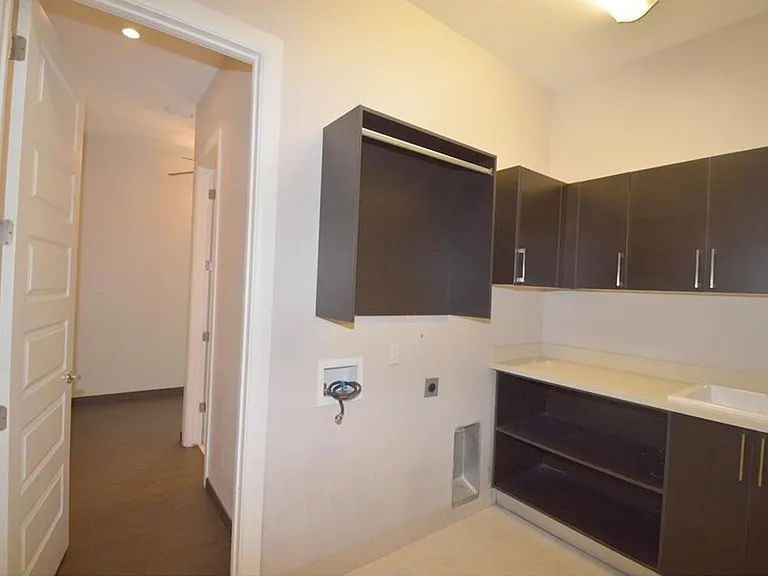 3600 Denia Ct — Photo 6
