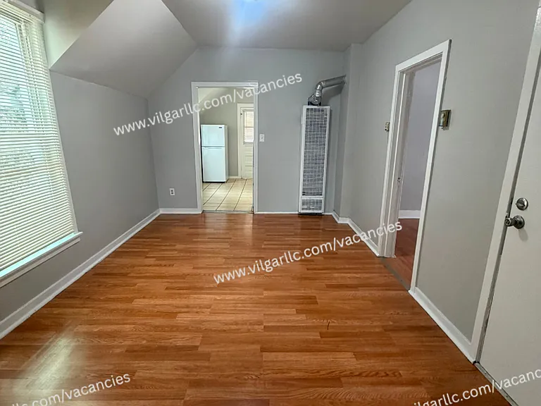 4926 Olcott Ave — Photo 16
