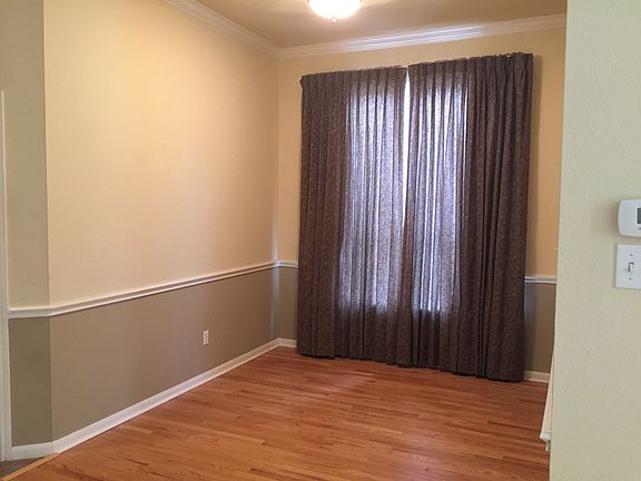 3rd image of 3009 Thrushwood Dr