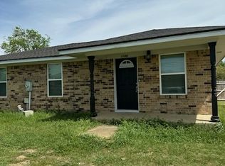 1140 N Mayhill Rd, Denton, TX 76208