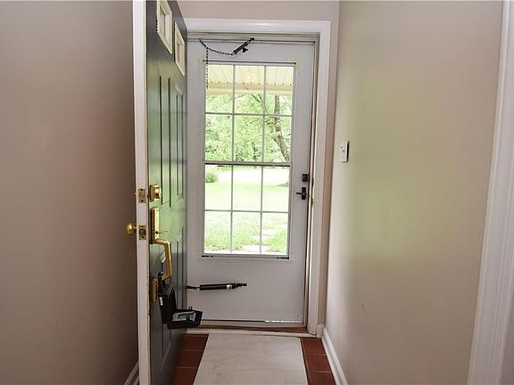 5th image of 5321 Winston Dr