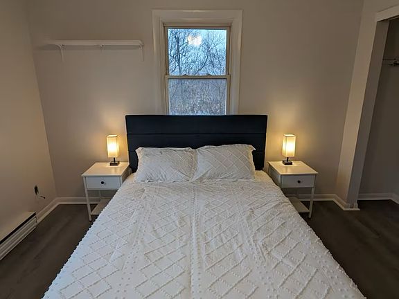 4th image of 45 3/4 Pierrepont Ave #6