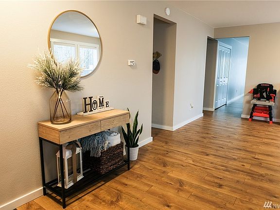 3rd image of 7014 65th St NE