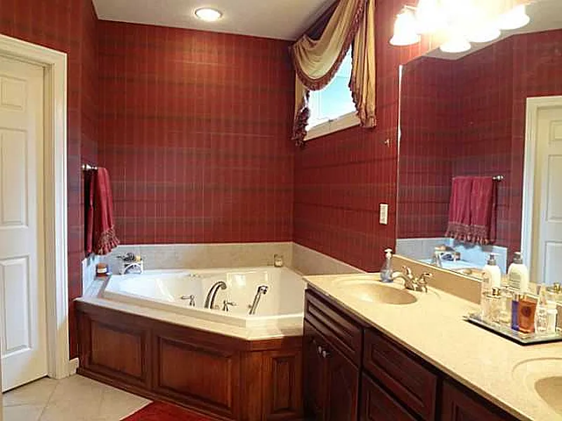 Thumbnail 10