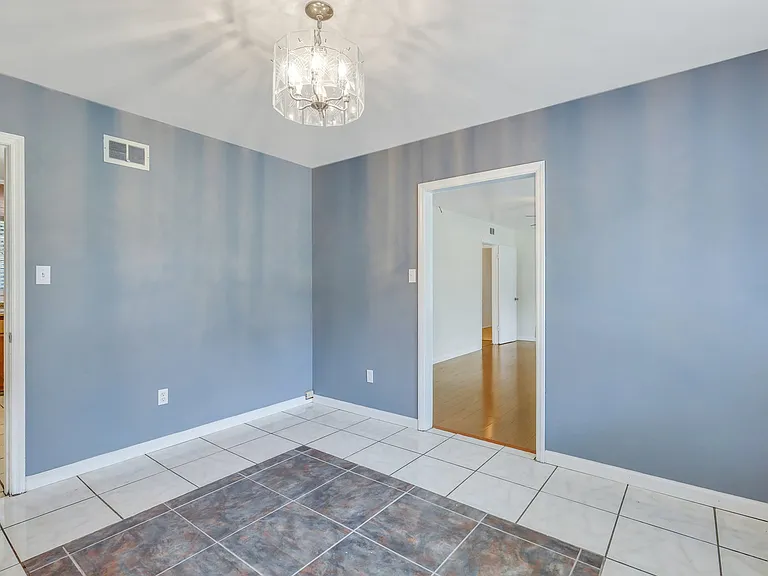 12473 Northwood Rd — Photo 9