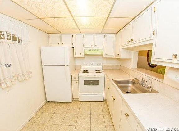 2nd image of 4341 NW 16th St #106
