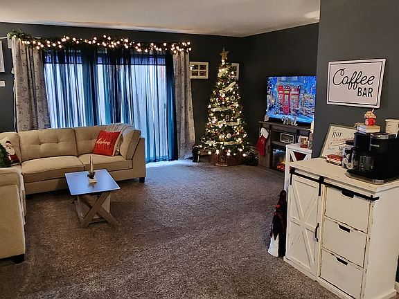 5th image of 5700 128th St APT 11