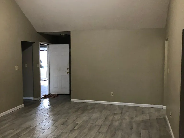 7032 Country Walk Dr — Photo 15