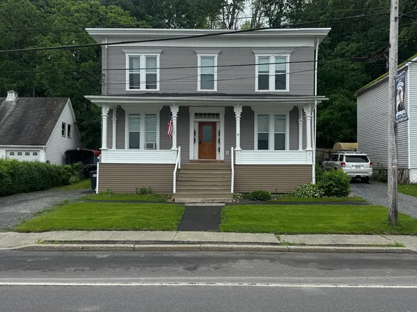 54 N Main St #4, Castleton On Hudson, NY 12033