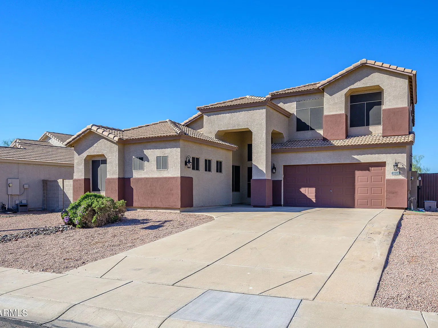 5 bed, 3.0 bath, 3140 sqft, $2,625 — Photo 2