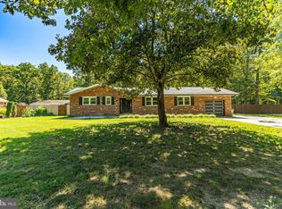 9327 Clifford Dr, White Plains, MD 20695