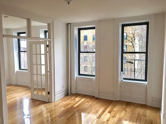 Rented by Compass | media 13