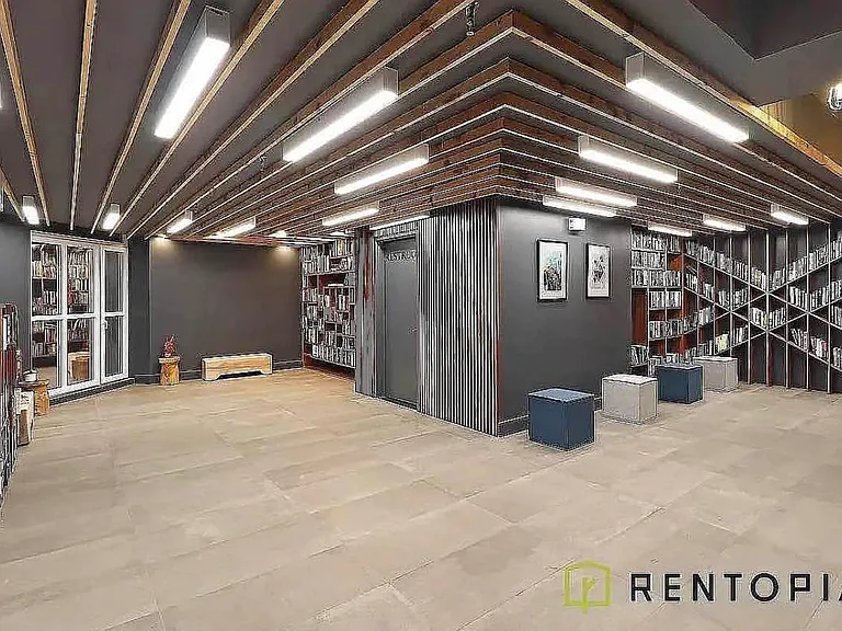 340 Evergreen Ave #303 — Photo 14