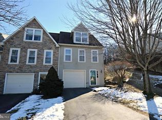 210 Oakridge Dr, Mountville, PA 17554
