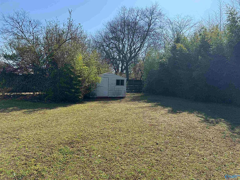 402 Gilmore St — Photo 21