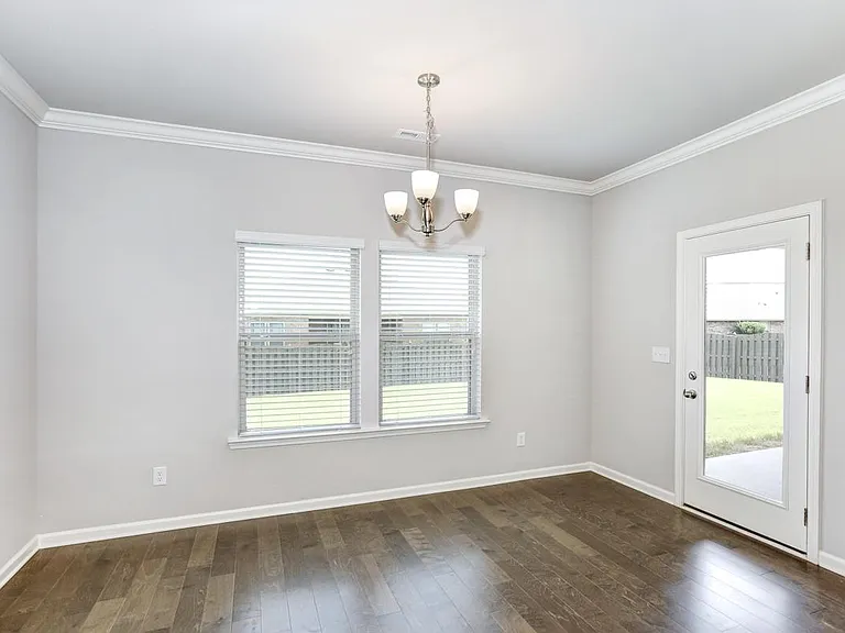 611 Willow Crest Ln SW — Photo 13