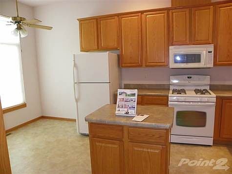 4th image of 140 E Weston Dr